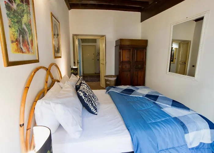 Trevi Fountain Apartamento *